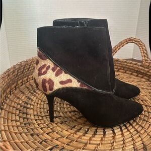 Kelly & Katie Ankle Booties Sz 7
